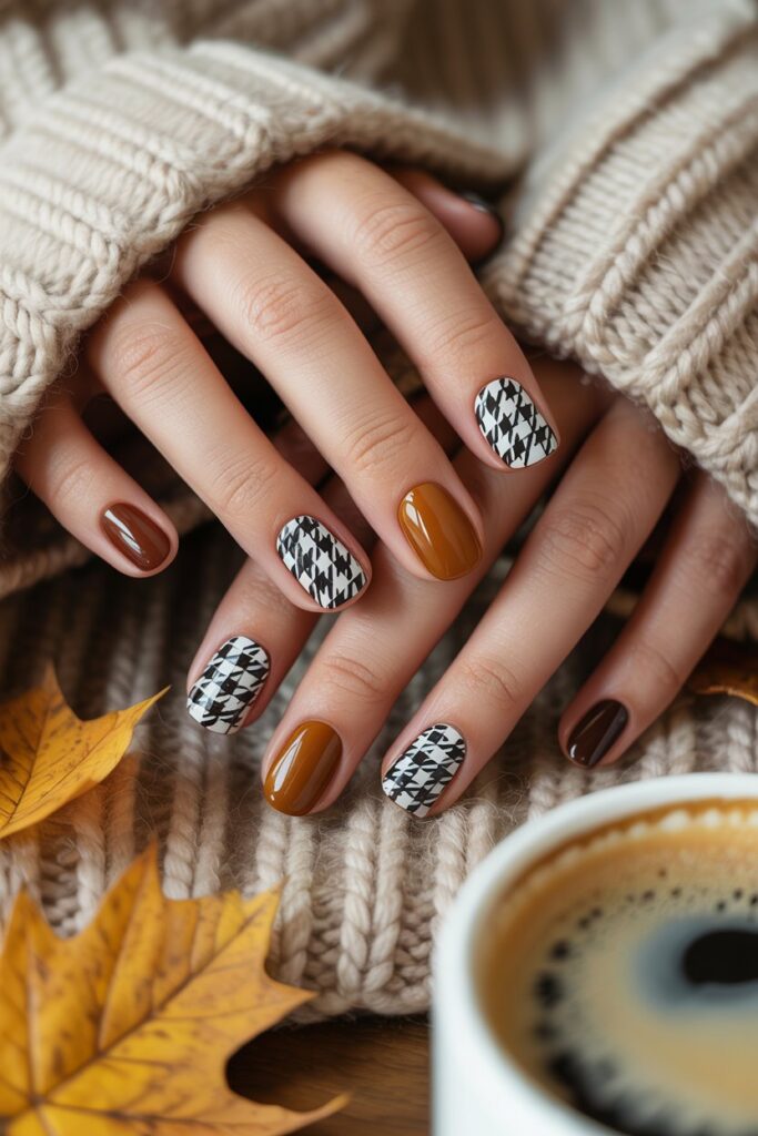 Houndstooth Chic 🐾