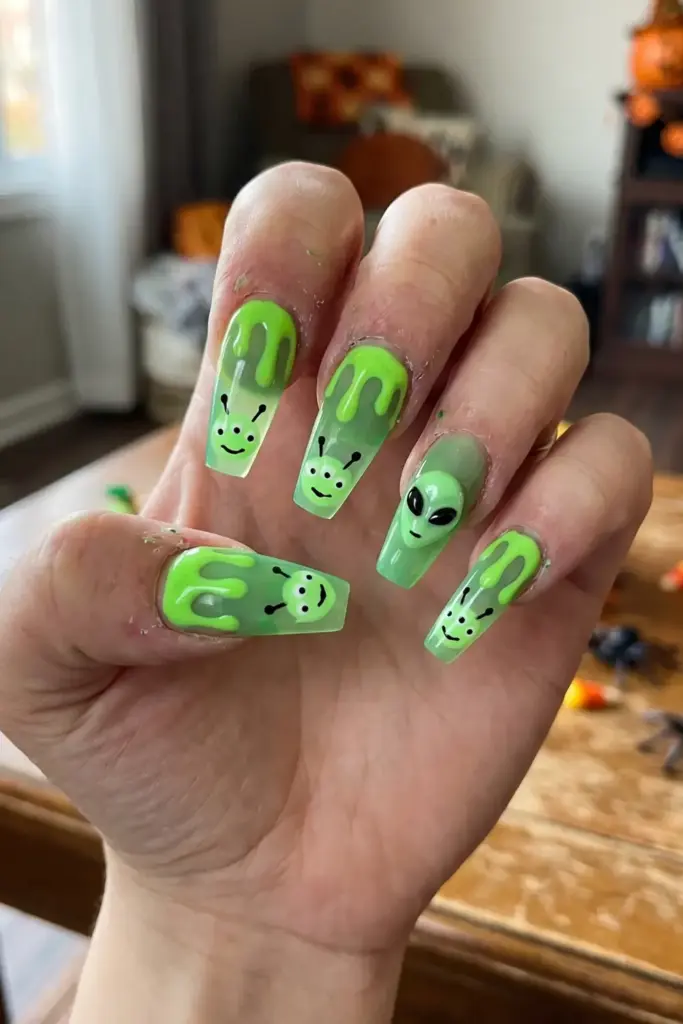 green-slime-alien-halloween-nails