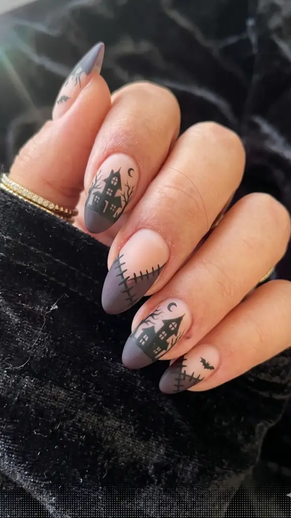 spook-halloween-nail-ideas-haunted-house-silhouette