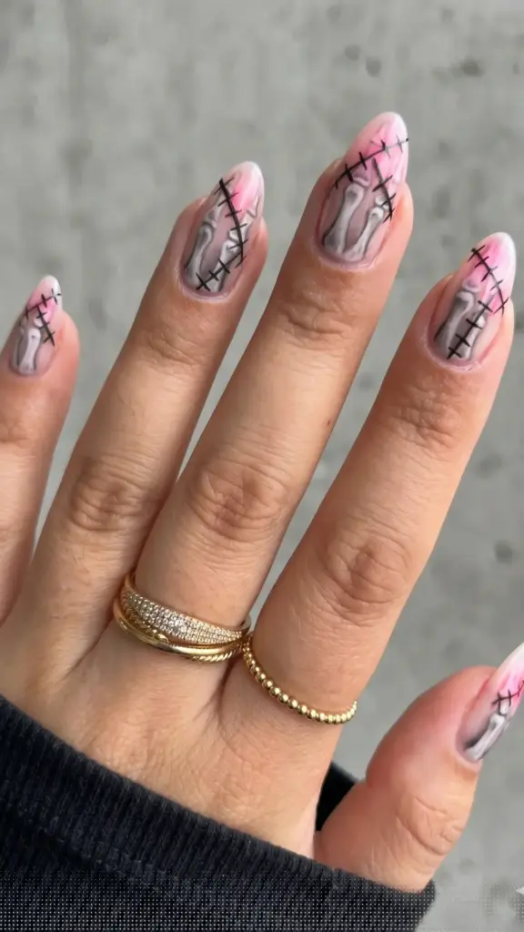 spook-halloween-nail-ideas-skeleton-fingers-xray